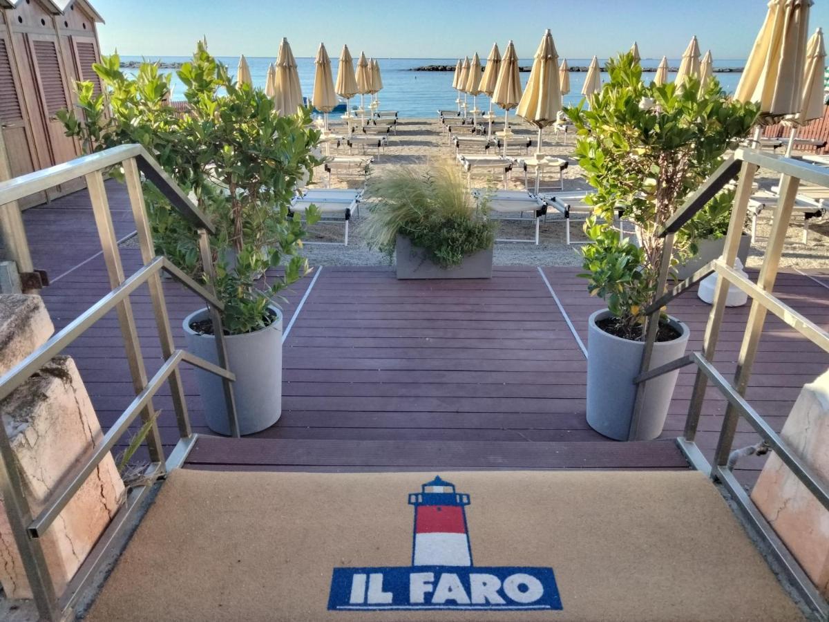 Hotel Delle Rose San Bartolomeo Al Mare Exterior photo